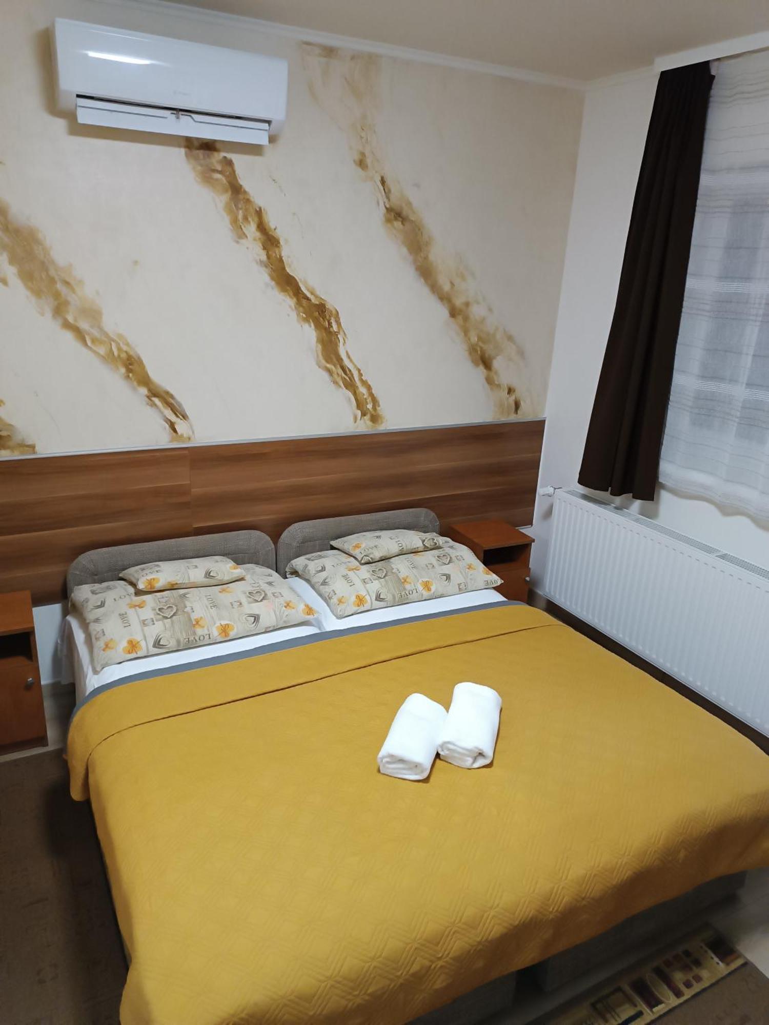 Boglarka Vendeghaz Apartment Mosonmagyarovar Exterior photo