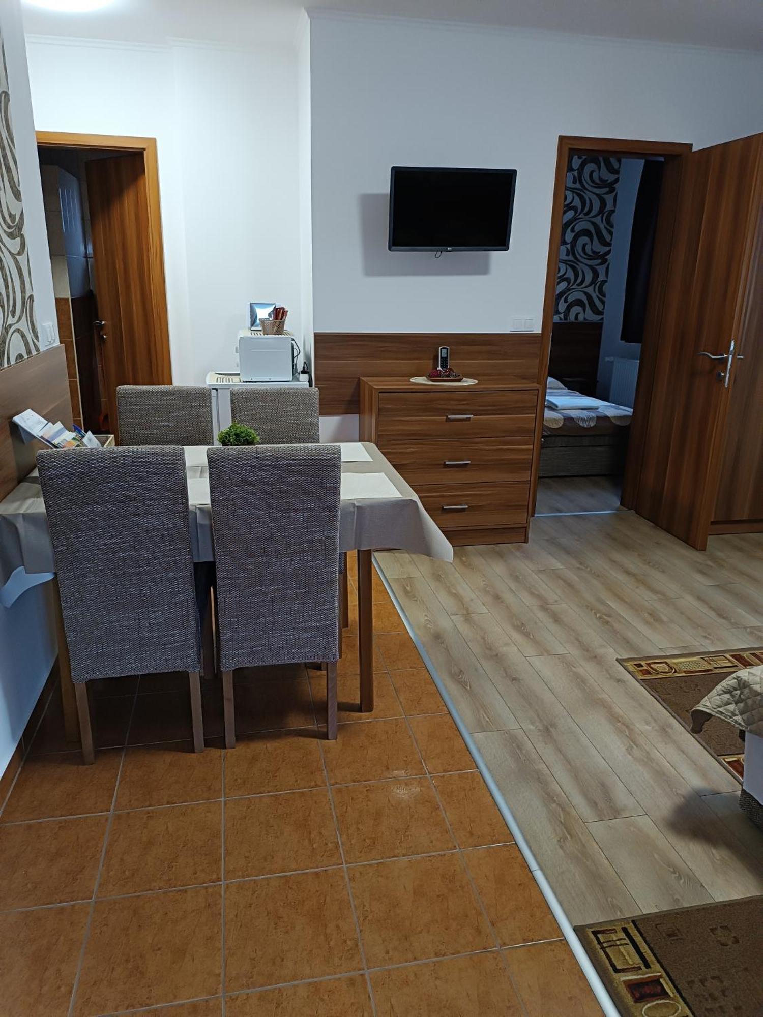 Boglarka Vendeghaz Apartment Mosonmagyarovar Exterior photo
